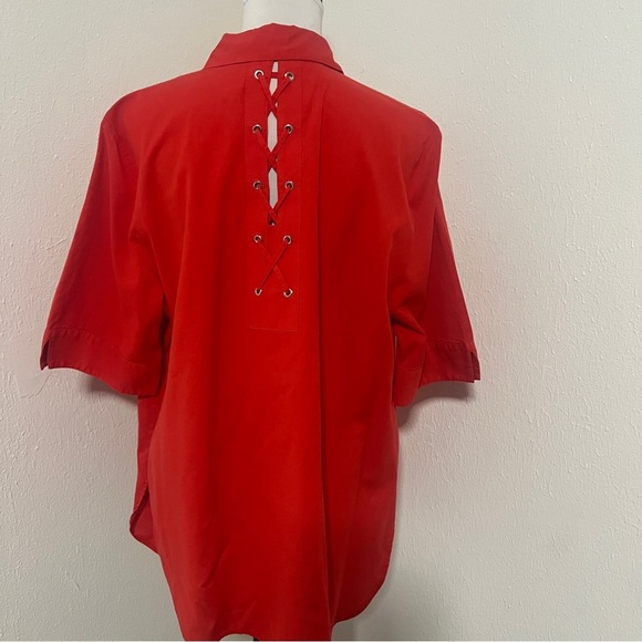 Chico's Women’s Size XL Red  Button Up Tie Back Curved Hems 100% Cotton EUC - Picture 6 of 11